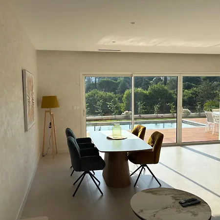 Luxueuse